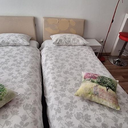 Klara Studio Apartman سبليت المظهر الخارجي الصورة