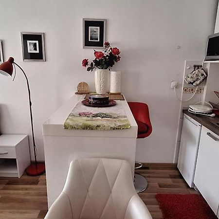 Klara Studio Apartman سبليت المظهر الخارجي الصورة