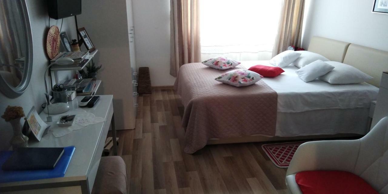 Klara Studio Apartman سبليت المظهر الخارجي الصورة